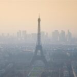 Эйфелева башня открывается для посетителей 25 июня Эйфелева башня открывается для посетителей 25 июня