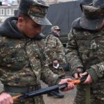 Протестующие в Азербайджане потребовали войны с Арменией Протестующие в Азербайджане потребовали войны с Арменией