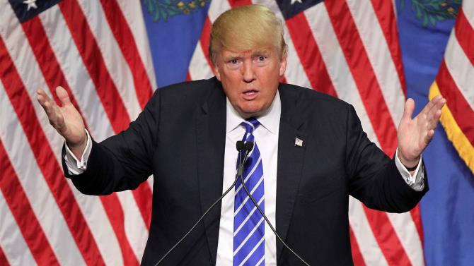 доктор Ентоні Фаучи «просто панікує»