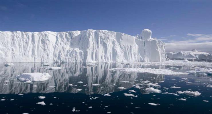 покрытие из специальных химикатов позволит самолетам приземляться на лед