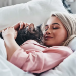 Согласно исследованию, кошки стали более дружелюбными во время пандемии