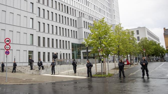 2 версії хвороби Навального