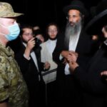 Около 2000 еврейских паломников заблокированы на границе с Украиной Около 2000 еврейских паломников заблокированы на границе с Украиной