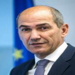 На прем'єр-міністра Словенії подали до суду за корупцію
