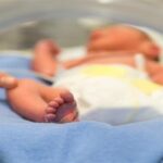 Мать полгода прятала новорожденного ребенка в шкафу