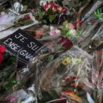 Сотни тысяч на площадях Франции в память об убитом учителе Сотни тысяч на площадях Франции в память об убитом учителе