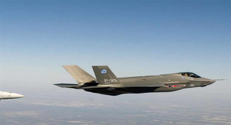 літак здійснив невдалий маневр під час тренувального польоту