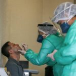 Вчера вечером во Франции вступил в силу новый общенациональный карантин Вчера вечером во Франции вступил в силу новый общенациональный карантин