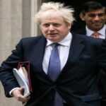 Борис Джонсон в самоизоляции из-за контакта с больным коронавирусом Борис Джонсон в самоизоляции из-за контакта с больным коронавирусом