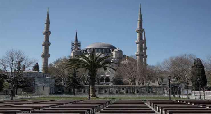 протести проти візиту Помпео