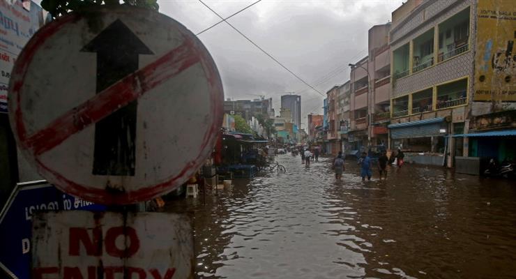 евакуація напередодні шторму