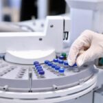 AstraZeneca признала, что ее вакцина требует дальнейшего изучения AstraZeneca признала, что ее вакцина требует дальнейшего изучения