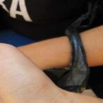 Молодой мужчина 28 лет прожил взаперти дома