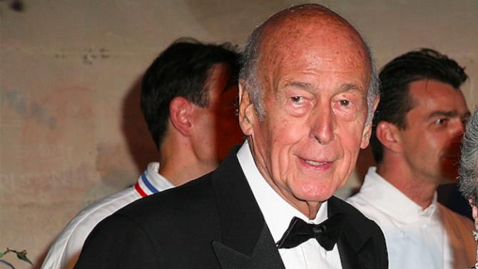 умер Валери Жискар д'Эстен