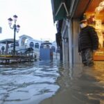 Венеция под водой из-за запоздалой активации системы защиты