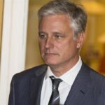 Роберт О'Брайен перервав своє європейське турне через хакерські атаки