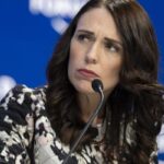 Новая Зеландия в следующем году вакцинирует все население