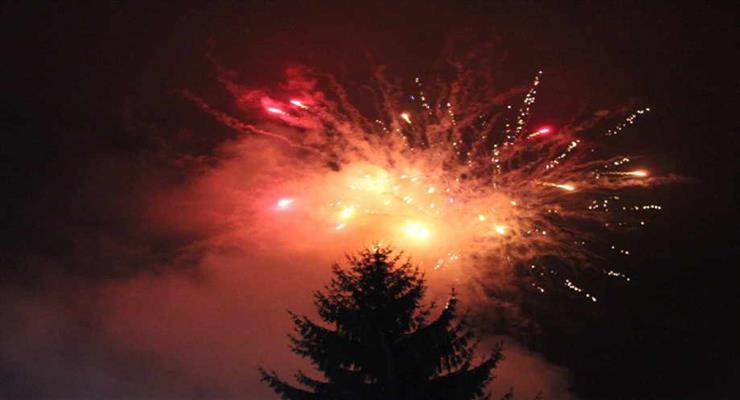 комендантську годину в Новий рік