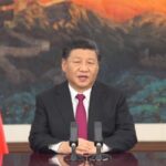 Китай предупредил мировых лидеров в Давосе, чтобы они не начали новую "холодную войну"