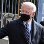 США снова закрывают границы для путешественников из Европы и Африки США снова закрывают границы для путешественников из Европы и Африки