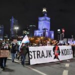 Тисячі жителів Польщі виступили проти заборони на аборти