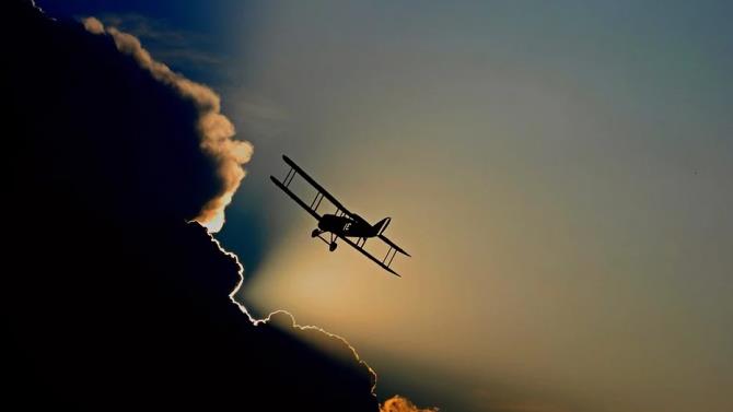 найден разбившийся самолет