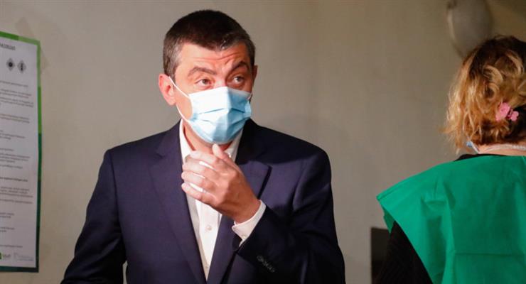 Гахария заявил, что уходит в отставку