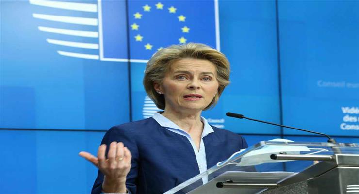 женщины работают в два раза больше, чтобы заслужить признание