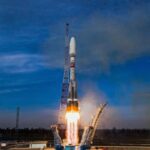 Россия запустила на низкую орбиту ракету с 36 британскими спутниками (ВИДЕО) Россия запустила на низкую орбиту ракету с 36 британскими спутниками (ВИДЕО)