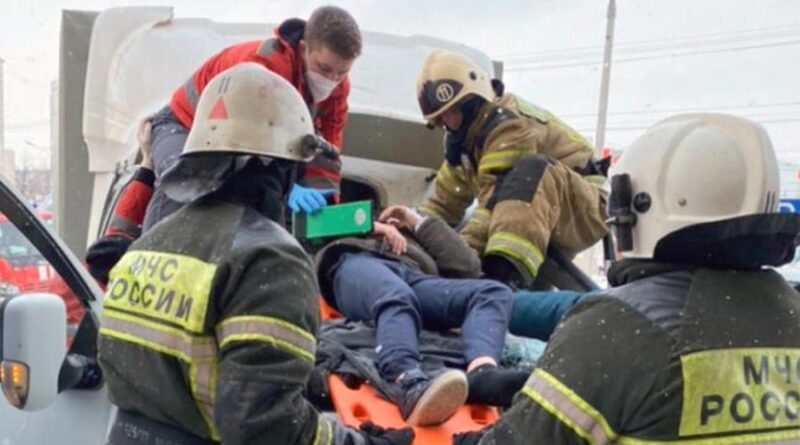 подросток выпал с 25 этажа