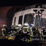 Поїзд зійшов з рейок біля входу до гірського тунелю на Тайвані