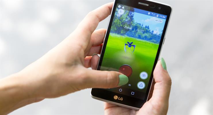 LG закриває бізнес з виробництва мобільних телефонів