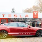 Два человека погибли в аварии Tesla в Техасе без водителя