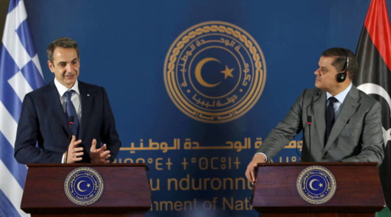 Греція і Лівія «зарили сокиру» війни