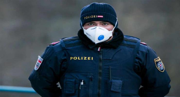 карабінери обшукали будинки 11 підозрюваних в образі честі і авторитету президента