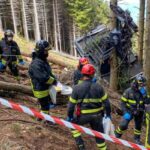 Жертв обриву канатної дороги в Італії налічується вже 14 Жертв обриву канатної дороги в Італії налічується вже 14