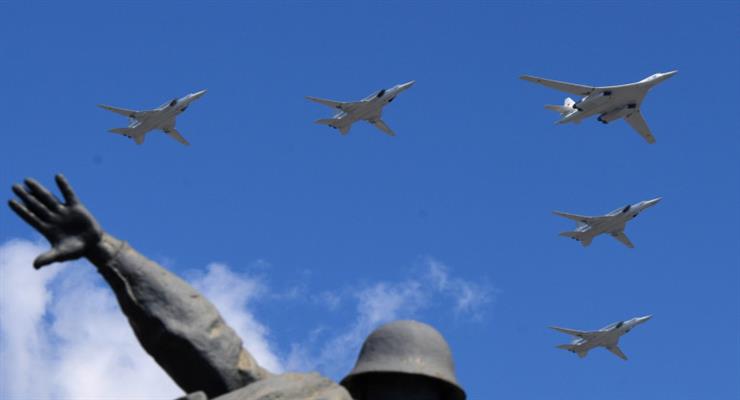 в Хмейміме знаходилися три дальніх бомбардувальника Ту-22М3
