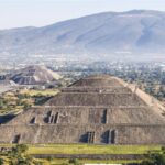 Мексиканские инвесторы угрожают Теотиуакану бульдозерами Мексиканские инвесторы угрожают Теотиуакану бульдозерами