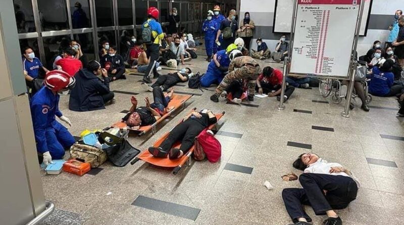 зіткнення поїздів