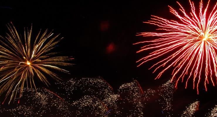 салют на честь вакцинації 70% жителів Нью-Йорка