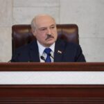 Лукашенко потребовал, чтобы страна была готова к быстрой военной мобилизации Лукашенко потребовал, чтобы страна была готова к быстрой военной мобилизации
