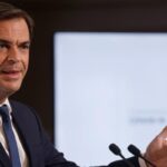 Франція розглядає можливість обов'язкової вакцинації медперсоналу