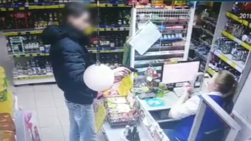 перестрілка в супермаркеті