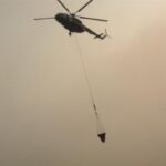 Кремль отправляет в Сибирь военные вертолеты и пожарные самолеты