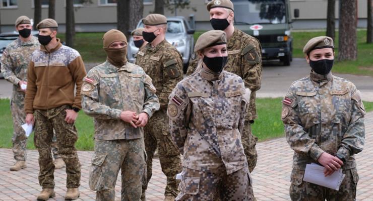 Латвія вслід за Литвою зміцнює кордони