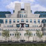 Глава МІ-5 застерігає британців про шпигунів з Росії і Китаю Глава МІ-5 застерігає британців про шпигунів з Росії і Китаю