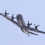 Российский истребитель Су-30 поднят против американского разведчика над Черным морем Российский истребитель Су-30 поднят против американского разведчика над Черным морем