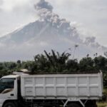 Виверження індонезійського вулкана Синабунг