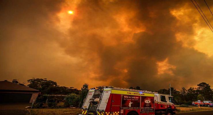 лісова пожежа знищила історичне місто в штаті Каліфорнія