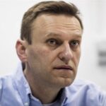 Навальний закликає до бойкоту парламентських виборів в Росії Навальний закликає до бойкоту парламентських виборів в Росії
